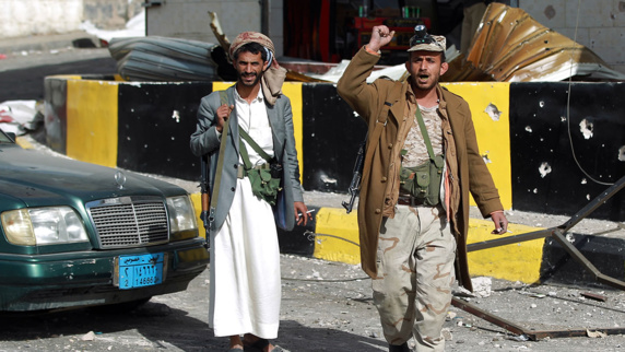 شورشیان حوثی نا امید از کمک ایران موافقت بی قید وشرط خود را با شرکت در کنفرانس صلح سازمان ملل اعلام کردند شورشیان حوثی نا امید از کمک ایران موافقت بی قید وشرط خود را با شرکت در کنفرانس صلح سازمان ملل اعلام کردند