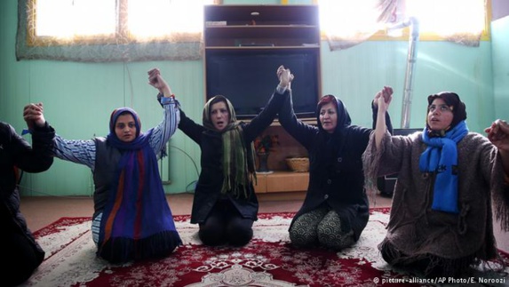 هشدار نسبت به زنانه شدن اعتیاد در ایران