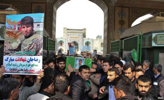 تشییع جنازه پنج افغان کشتهشده در سوریه در مشهد تشییع جنازه پنج افغان کشتهشده در سوریه در مشهد