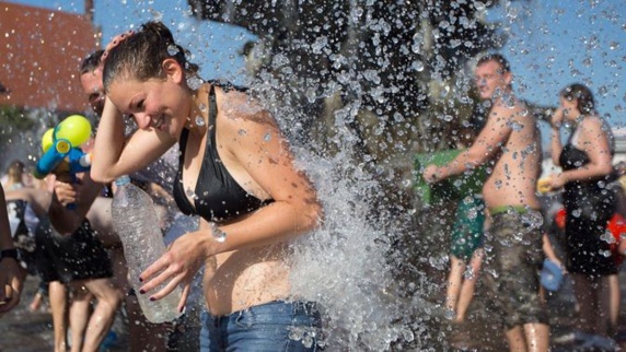 گرمای شدید در آلمان چندین کشته و مجروح بر جای گذاشت گرمای شدید در آلمان چندین کشته و مجروح بر جای گذاشت
