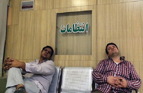 همراه مریض،شغل عجیب وکاذب در بیمارستان‌های ایران