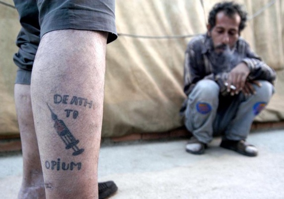 خبرگزاری مهر: اینجا ۸۵ درصد معتاد هستند و بچه های ۷ ساله هروئین می کشند+ویدئو خبرگزاری مهر: اینجا ۸۵ درصد معتاد هستند و بچه های ۷ ساله هروئین می کشند+ویدئو