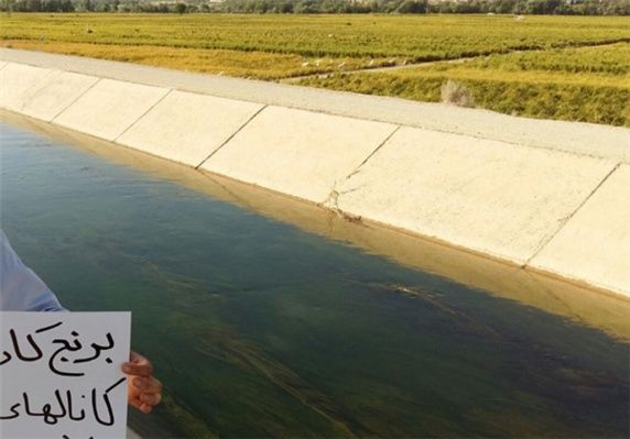 گزارش مستند خبرگزاری فارس/آب شرب مردم عرب را برای آبیاری مزارع برنج اصفهانیها بردند