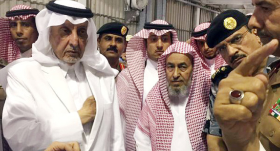 سقوط جرثقیل در مکه 107 کشته و 238 زخمی برجای گذاشت سقوط جرثقیل در مکه 107 کشته و 238 زخمی برجای گذاشت