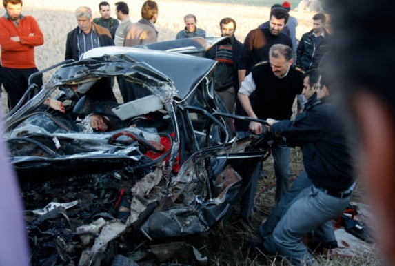 ماهیانه بیش از 100 شهروند تهرلنی بر اثر حوادث رانندگی کشته می شوند ماهیانه بیش از 100 شهروند تهرلنی بر اثر حوادث رانندگی کشته می شوند