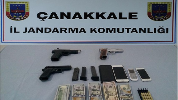 دستگیری دهها تن از پناهجویان عازم یونان هنگام خروج از مرز آبی ترکیه دستگیری دهها تن از پناهجویان عازم یونان هنگام خروج از مرز آبی ترکیه