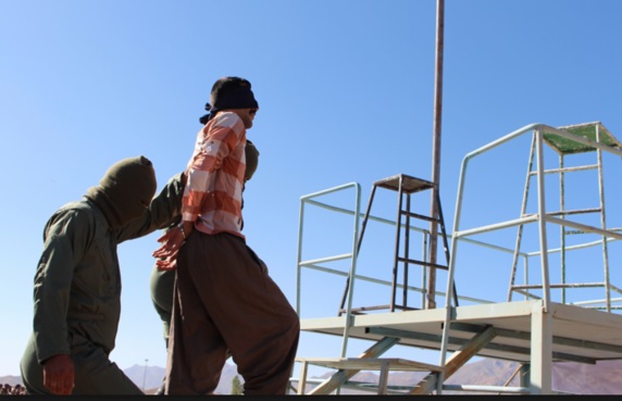 اعدام دو زندانی در بلوچستان ایران اعدام دو زندانی در بلوچستان ایران