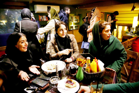 چه کار کنیم که تلگرام کمتر وقتمان را بگیرد؟ چه کار کنیم که تلگرام کمتر وقتمان را بگیرد؟