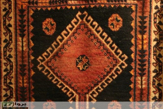 گذری تاریخی بر قالی دستباف مردم عرب خوزستان گذری تاریخی بر قالی دستباف مردم عرب خوزستان