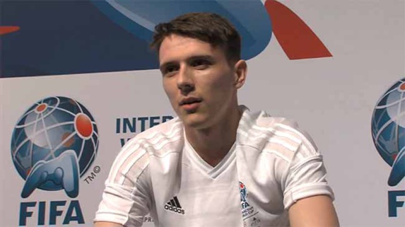 بهترین بازیکن بازی ویدئویی فیفا در انگلستان به باشگاه ولفسبورگ پیوست بهترین بازیکن بازی ویدئویی فیفا در انگلستان به باشگاه ولفسبورگ پیوست