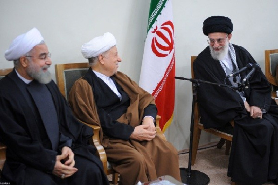 پولهای کثیف نماینده به مجلس می فرستد پولهای کثیف نماینده به مجلس می فرستد