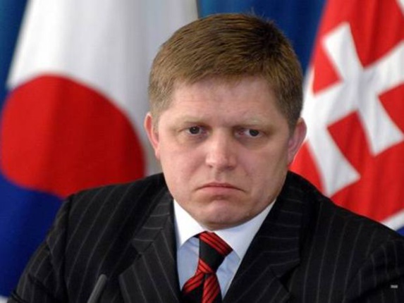 نخست وزیر اسلواکی در انتخابات پارلمانی این کشور به پیروزی رسید نخست وزیر اسلواکی در انتخابات پارلمانی این کشور به پیروزی رسید