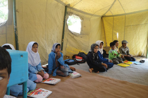 هفتاد و هشت درصد دانش آموزان بازمانده از تحصیل خوزستان دختر هستند هفتاد و هشت درصد دانش آموزان بازمانده از تحصیل خوزستان دختر هستند