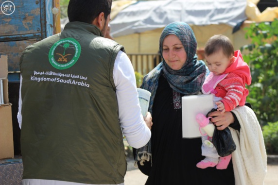 پیچیدن 1547 نسخه دارویی توسط درمانگاه های تخصصی سعودی در اردوگاه زعتری پیچیدن 1547 نسخه دارویی توسط درمانگاه های تخصصی سعودی در اردوگاه زعتری