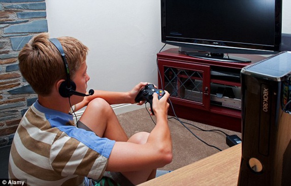 چرا بعضی بچهها دیر به خواب می روند؟ چرا بعضی بچهها دیر به خواب می روند؟