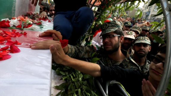 کشته شدن حداقل ۱۷پاسدار و مزدور نیروی تروریستی قدس در سوریه کشته شدن حداقل ۱۷پاسدار و مزدور نیروی تروریستی قدس در سوریه