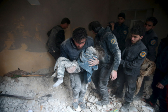 کشته و زخمی شدن ده‌ها غیرنظامی در حملات جنگنده‌های روسیه به بیمارستان صحرایی در حلب