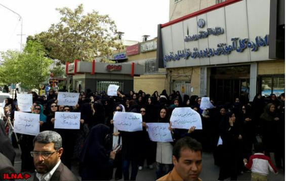 نقدی: مشکلات معلمان نباید در جامعه مطرح شود