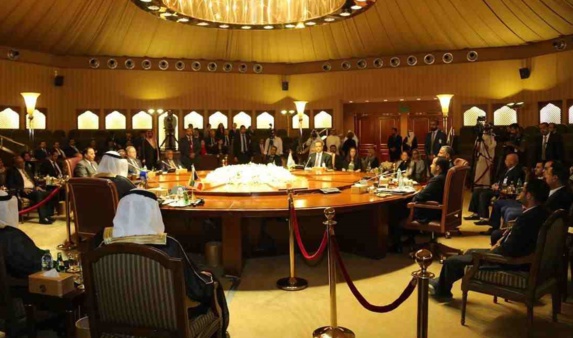 کویت هیأت سفارت رژیم ایران را از مذاکرات صلح یمن اخراج کرد کویت هیأت سفارت رژیم ایران را از مذاکرات صلح یمن اخراج کرد