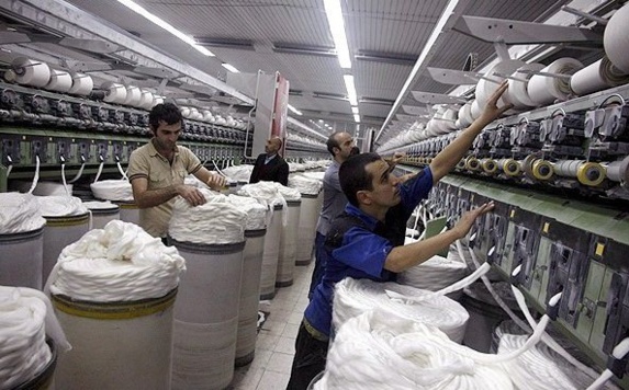 صدو هفتاد کارگر نساجی الگانت سه ماه مزد معوقه طلبکارند صدو هفتاد کارگر نساجی الگانت سه ماه مزد معوقه طلبکارند