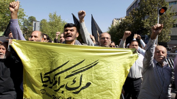 سعودی رژیم تهران را مسئول نفرستادن حجاج ایرانی به حج امسال می داند سعودی رژیم تهران را مسئول نفرستادن حجاج ایرانی به حج امسال می داند