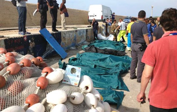 جنازه بیش از ۲۰ پناهجو در دریای مدیترانه یافت شد