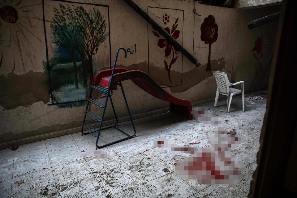 کشته و زخمی شدن ده ها کودک در نتیجه حمله رژیم اسد به یک مهد کودک