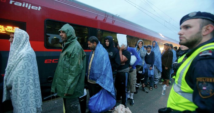 نروژ پناهندگانی که به کشورهای اصلی خود سفر می کنند را اخراج می‌کند