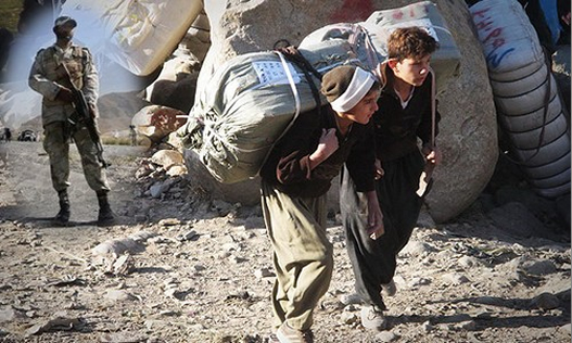 کشتار بی وقفه کولبران محروم وجوان کورد توسط نیروهای نظامی ایران کشتار بی وقفه کولبران محروم وجوان کورد توسط نیروهای نظامی ایران