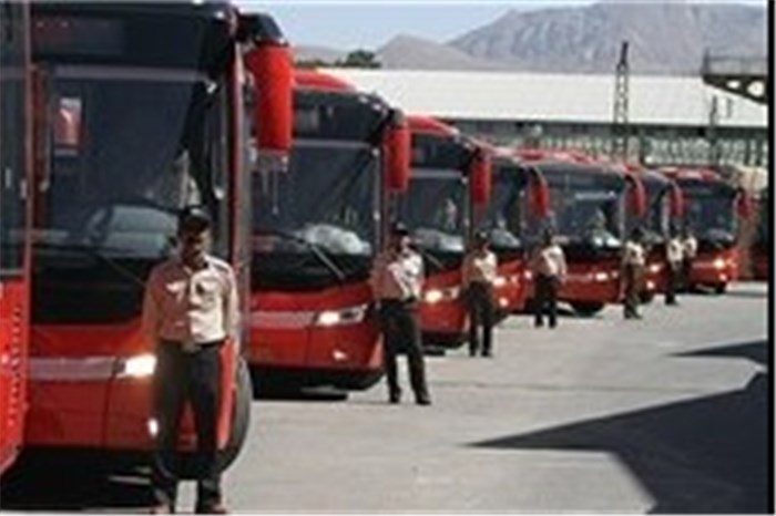 22 بهمن؛ آوردن افراد با اتوبوس به تهران