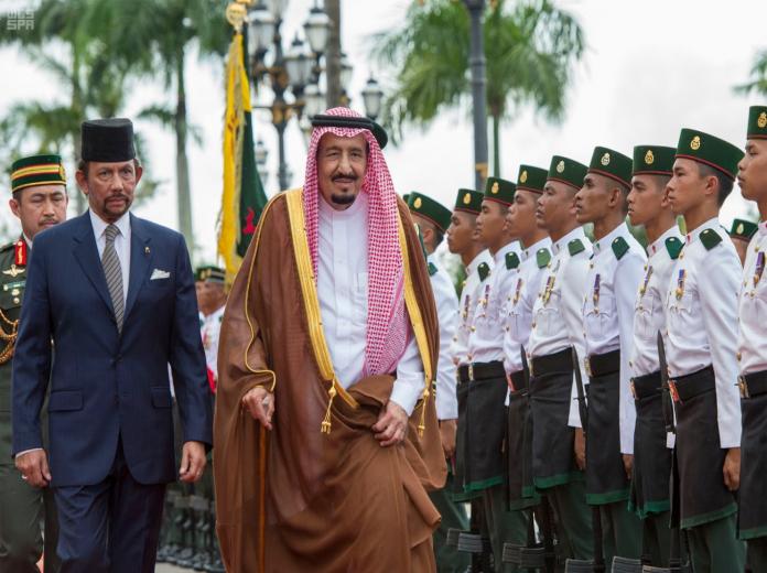  پادشاه سعودی در ادامه سفر تاریخی خود به آسیای جنوب شرقی پایتخت بروئنى را ترک گفت