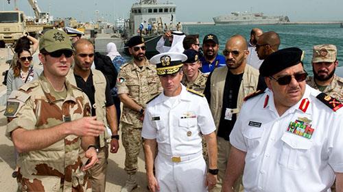 تأکید فرمانده نیروی دریائی آمریکا:ایران پشت قایقهای انفجاری شورشیان حوثی در دریای سرخ است
