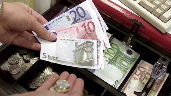 افزایش قیمت یورو پس از پیروزی امانوئل ماکرون 
