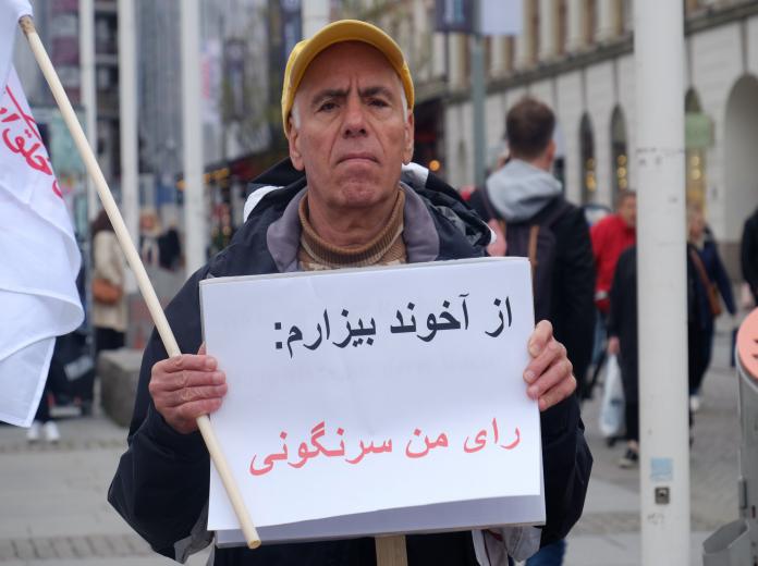 156 نماینده پارلمان اروپا انتخابات قلابی در ایران را محکوم می کنند 156 نماینده پارلمان اروپا انتخابات قلابی در ایران را محکوم می کنند