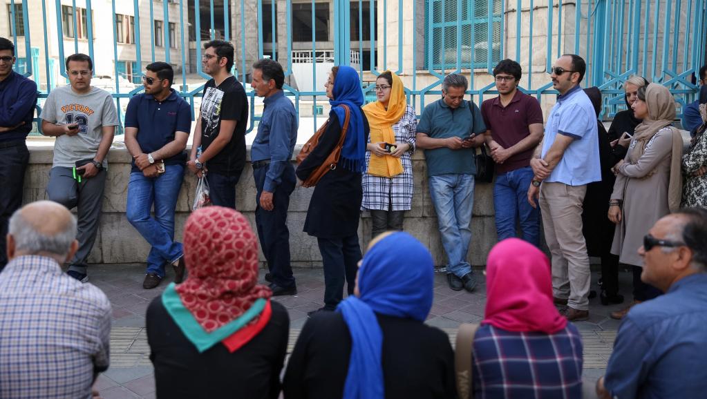 ابوالحسن بنی‌صدر: مردم از ترس پای صندوق رأی می‌روند