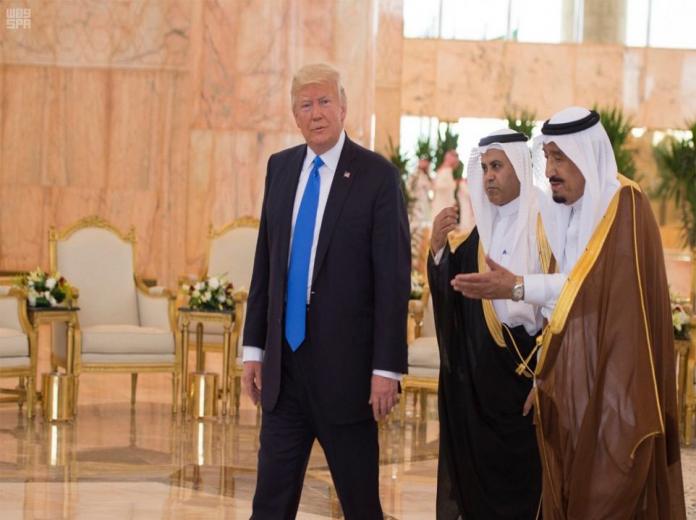 تصاویری از مراسم استقبال ملک سلمان از دونالد ترامپ تصاویری از مراسم استقبال ملک سلمان از دونالد ترامپ