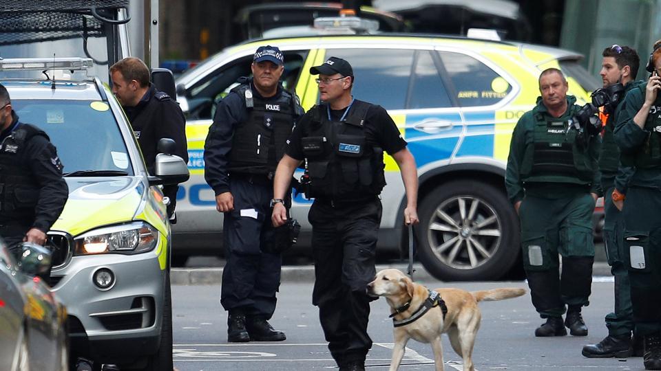 حمله تروریستی در لندن ده ها کشته ومجروح بر جای گذاشت