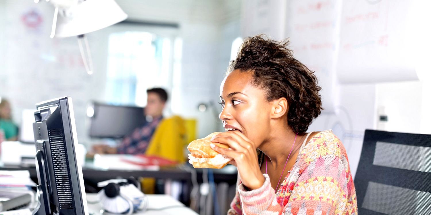 چند عادت غذایی که باعث پیری زودرس می شوند چند عادت غذایی که باعث پیری زودرس می شوند