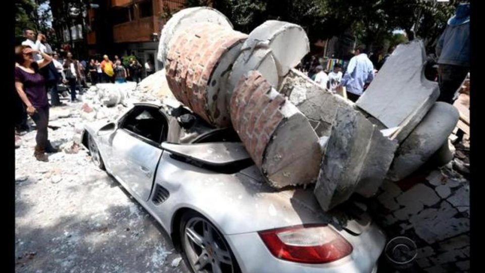 وقوع زلزله شدید در مکزیک ده ها کشته برجای گذاشت + تصاویر