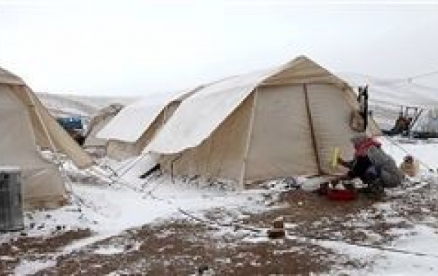بارش برف و باران و سرمای هوا در مناطق زلزله‌زده کردستان + عکس