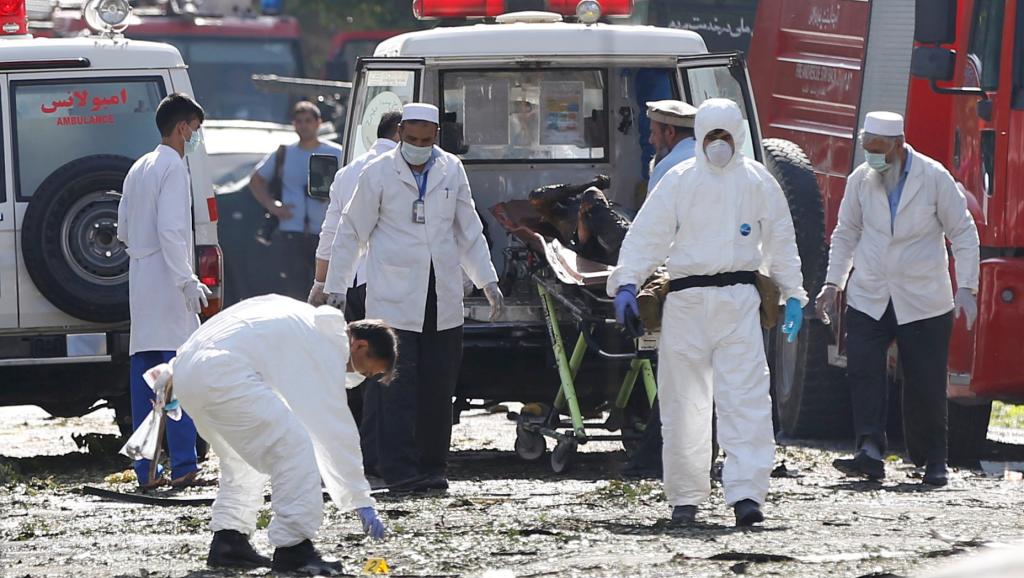 انفجار آمبولانس بمبگذاری شده در کابل؛ دهها کشته