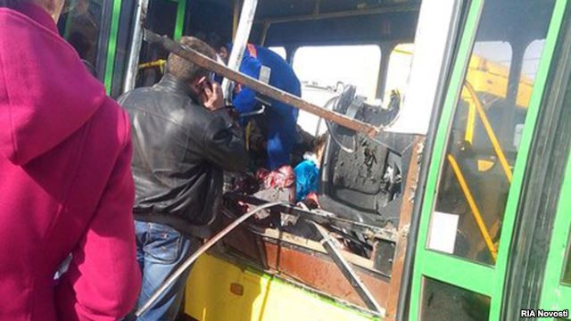 انفجار مشابهی روز ۲۱ اکتبر توسط يک بمبگذار زن انتحاری صورت گرفته بود. انفجار مشابهی روز ۲۱ اکتبر توسط يک بمبگذار زن انتحاری صورت گرفته بود.