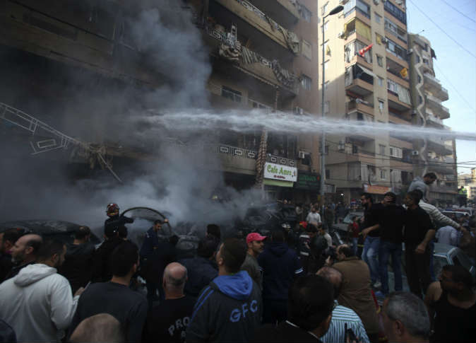 دو انفجار انتحاری وهمزمان سفارت کویت ورایزنی فرهنگی ایران را در بیروت به لرزه در آوردند دو انفجار انتحاری وهمزمان سفارت کویت ورایزنی فرهنگی ایران را در بیروت به لرزه در آوردند