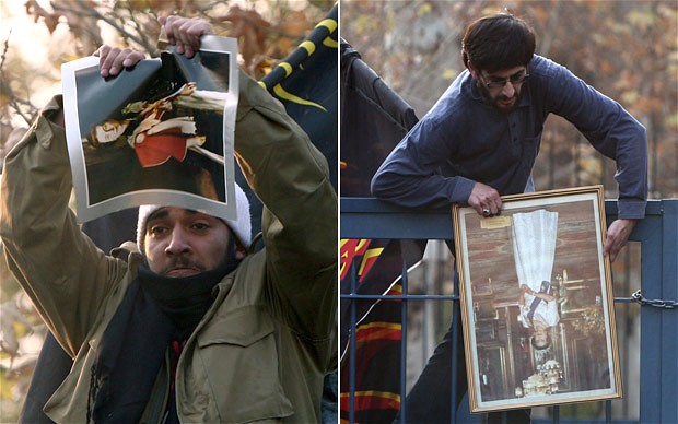 حمله"دانشجویان بسیجی" به مقر دیپلماتیک بریتانیا در تهران-عکس آرشیوی