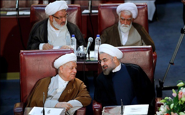 رفسنجانی: می‌خواهند بگویند دولت روحانی «بی‌خاصیت» است