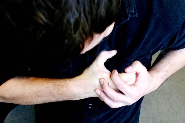 نخستین عامل مرگومیر ایرانیها بیماریهای قلبی عروقی است نخستین عامل مرگومیر ایرانیها بیماریهای قلبی عروقی است