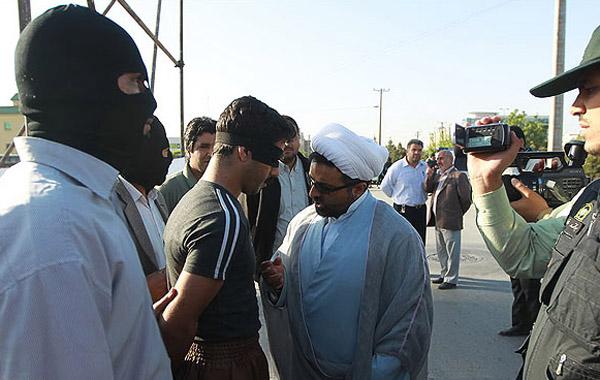 طی دو روز گذشته دهها تن در زندانهای زاهدان،کرمان، کرج وقزل حصار اعدام شدند طی دو روز گذشته دهها تن در زندانهای زاهدان،کرمان، کرج وقزل حصار اعدام شدند