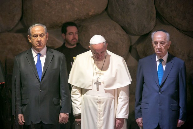 عیسی مسیح به چه زبانی صحبت میکرد؟ عیسی مسیح به چه زبانی صحبت میکرد؟