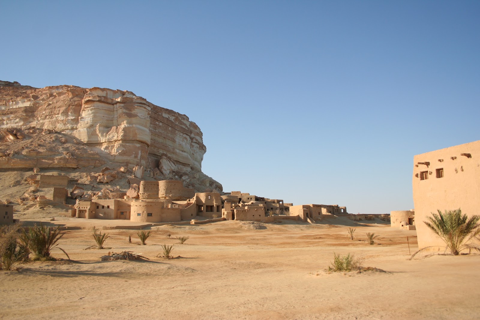 شگفت انگیز ترین هتل جهان،بدون برق و با ممنوعیت استفاده از موبایل+عکس شگفت انگیز ترین هتل جهان،بدون برق و با ممنوعیت استفاده از موبایل+عکس