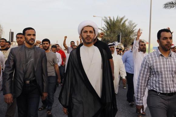 وزارت خارجه امریکا:ایران در حال مسلح کردن شیعیان بحرین است